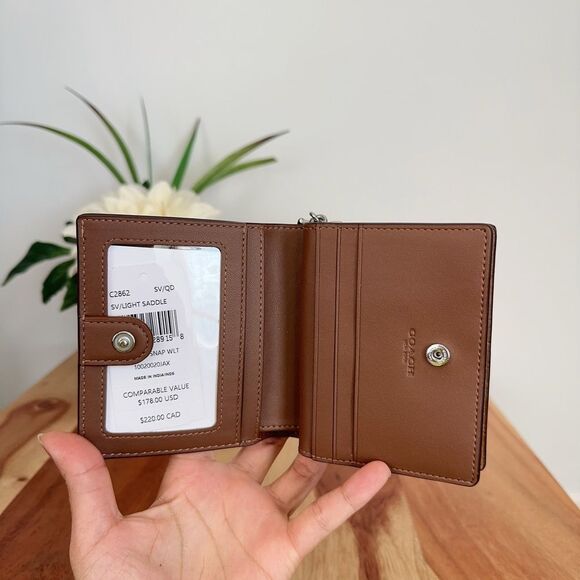 Coach Brown Leather Wallet Minimalist Design - Picture 4 of 5